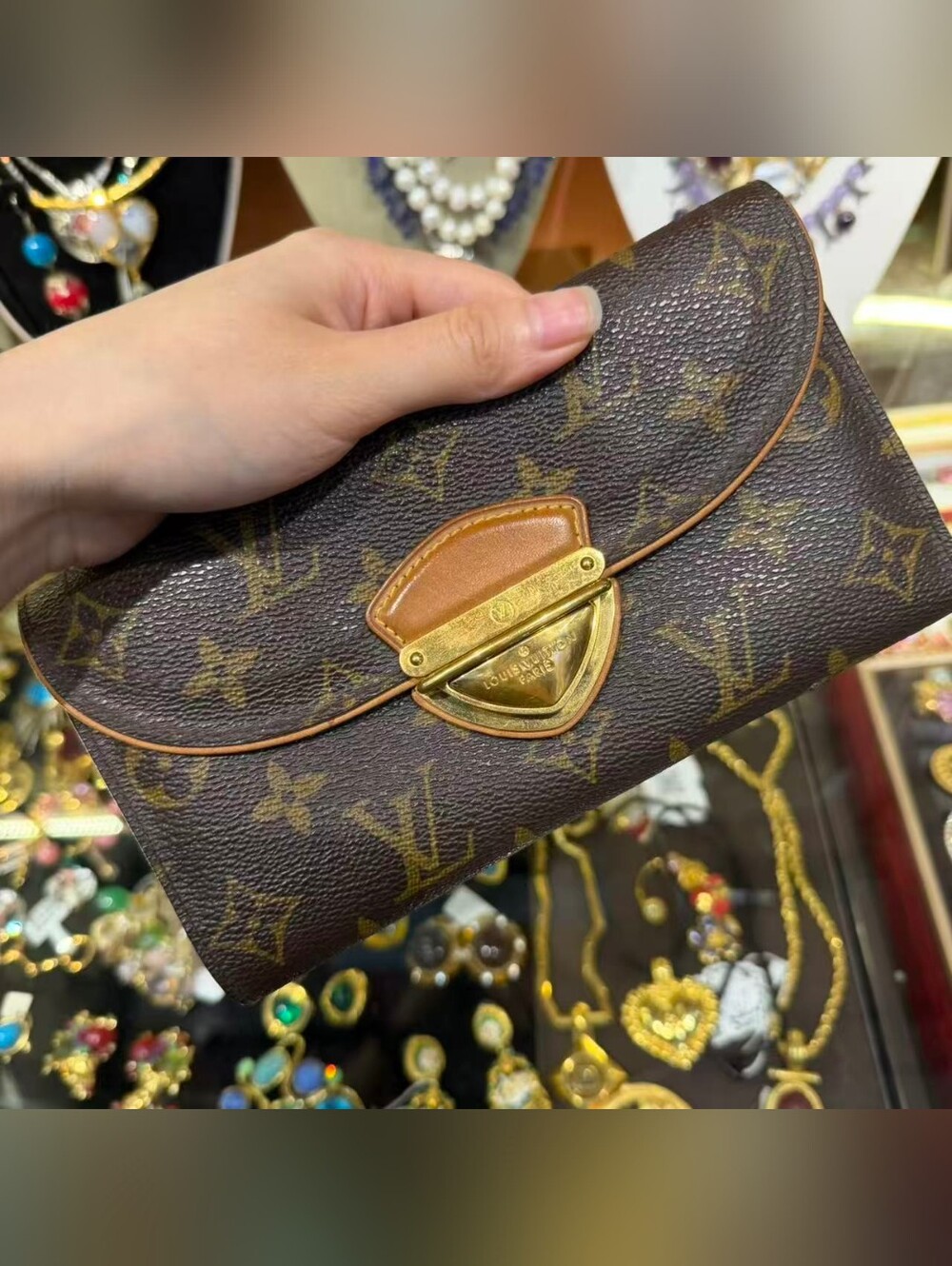 LV Monogram Brazza Wallet monogram canvas brown authentic
